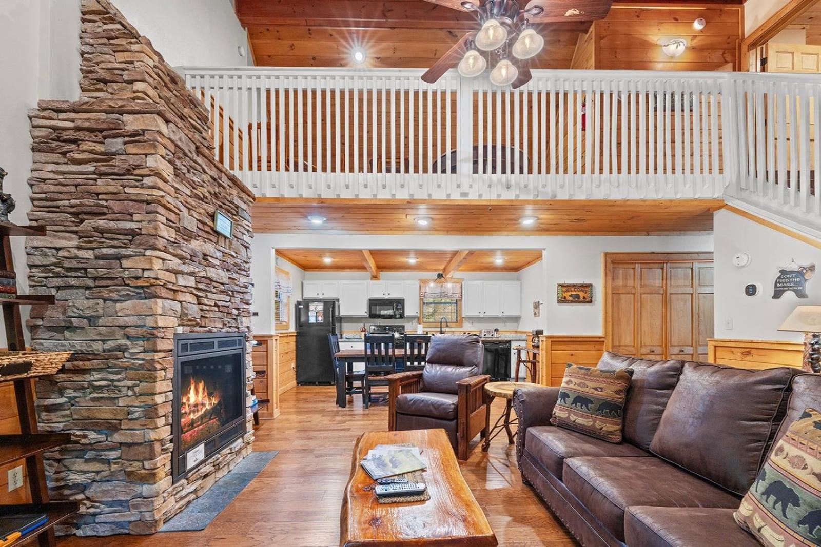 Sugar Bear Mountain﻿ Cabin Pigeon Forge Exterior photo
